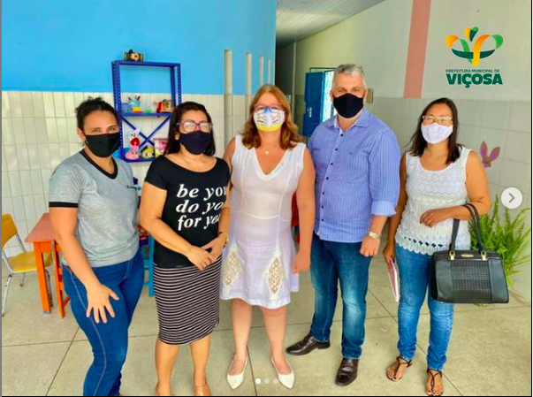 Secretária e técnicos visitam creche municipal